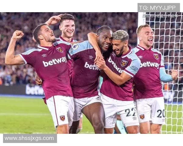 西甲激战本菲卡与利物浦平局点球大战引发争议与热议