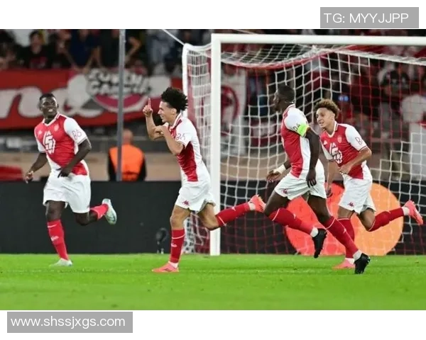 欧冠大战曼城大胜巴萨补时争议进球引发全场狂欢