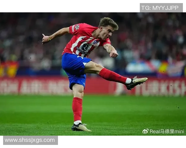 西甲激战拜仁小胜曼联帽子戏法点燃全场激情