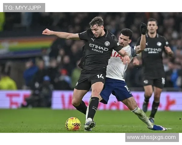 英超焦点战巴黎圣日耳曼与热刺握手言和转会传闻引发热议